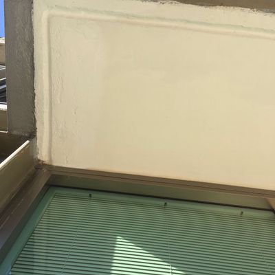 פינת תחתית המרפסת הקטנה
