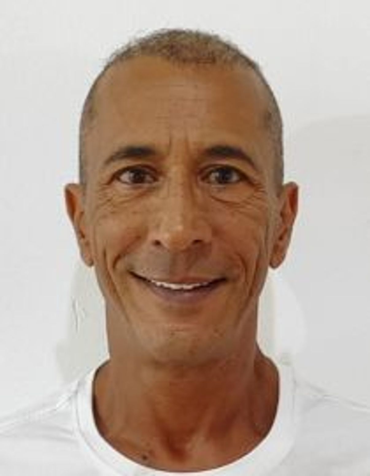 תמונת פורטרט של בעל המקצוע