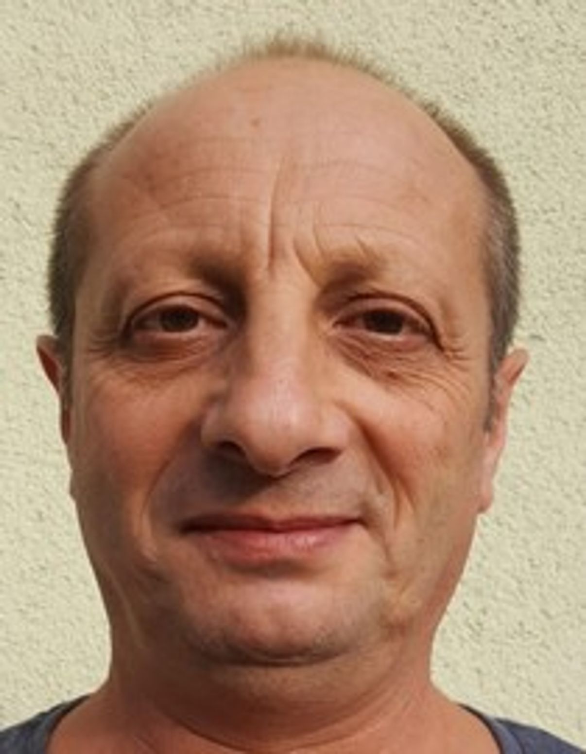 תמונת פורטרט של בעל המקצוע